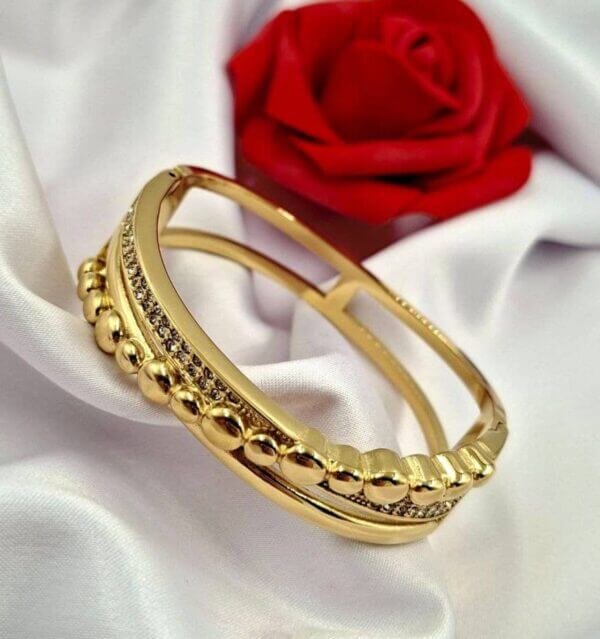 Royal Engraved Bracelet